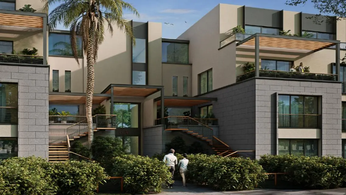 Luxury Villa with Spacious Garden in Hyde Park