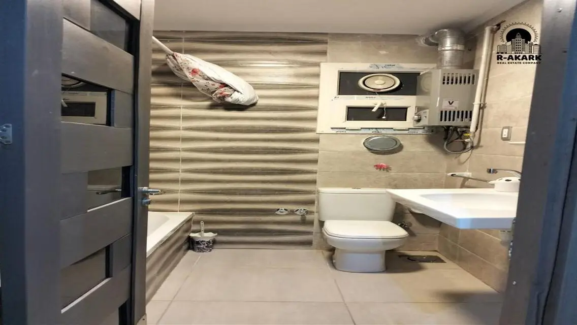 Luxury Apartment for Sale - 130 Square Meters in Downtown