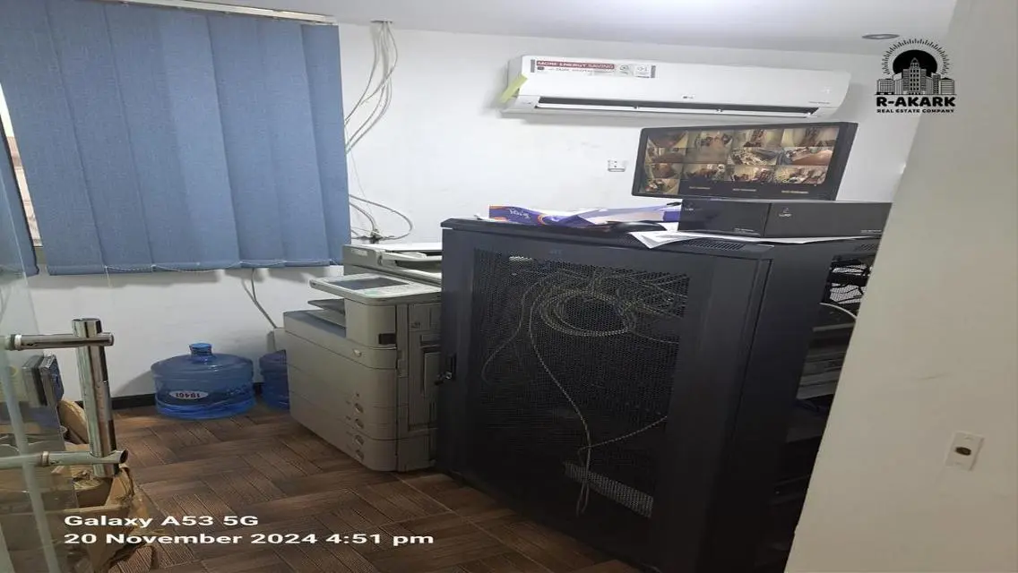 فرصة استثمارية رائعة بمساحة 300 متر