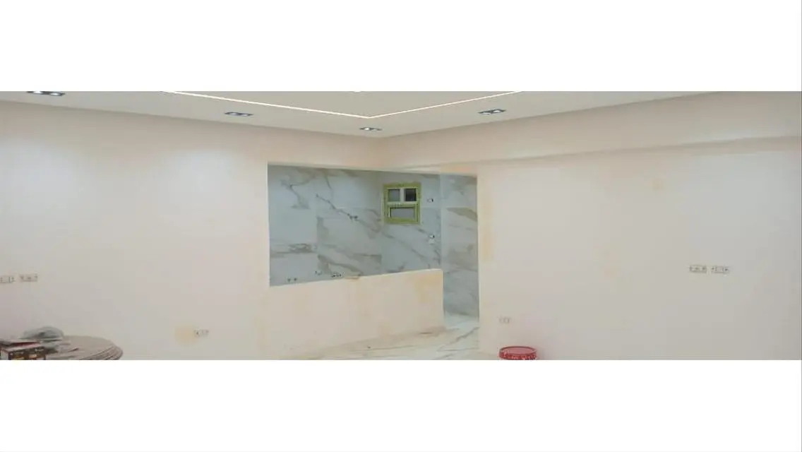 Apartment with garden for sale in Sheikh Zayed