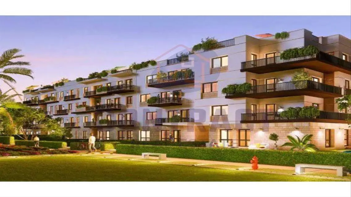 Luxury Apartment with Spacious Layout and Stunning Views