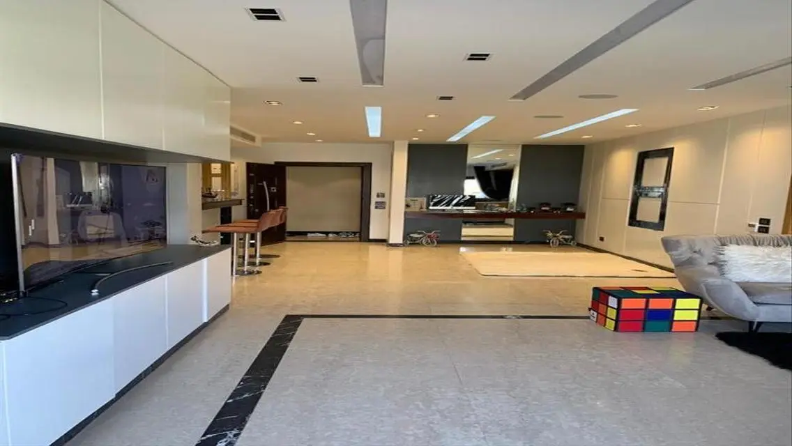 Luxury Apartment for Rent in the Heart of the City