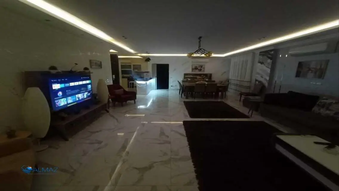 شقة رائعة للبيع بموقع متميز