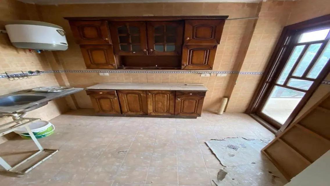 شقة مريحة للإيجار بسعر 13000 جنيه