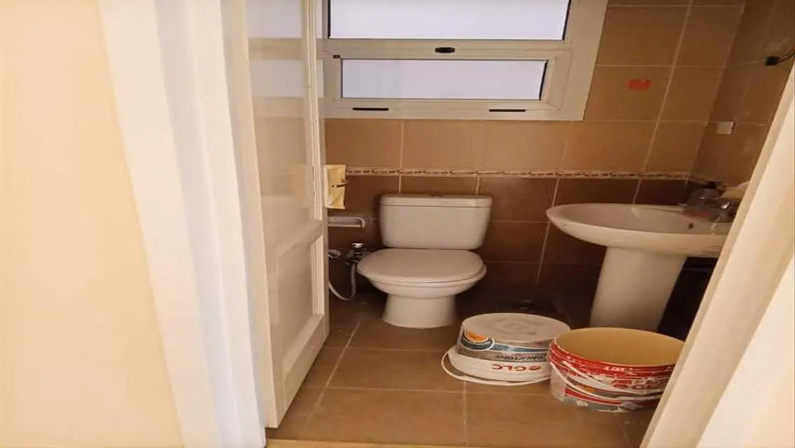 شقة رائعة للإيجار في موقع مميز