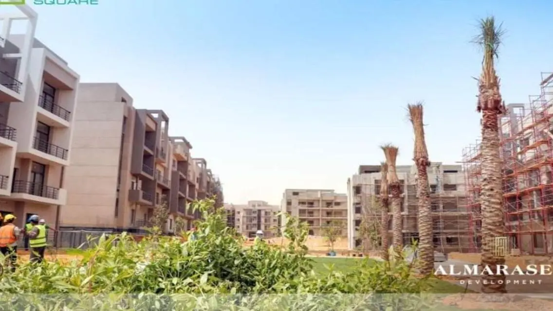 Luxury Apartment in Fifth Square with Lake View