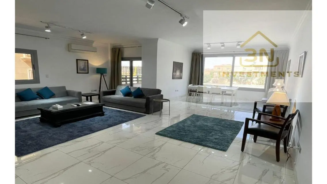 Unique Investment: Three-Room Apartment with Luxurious Features