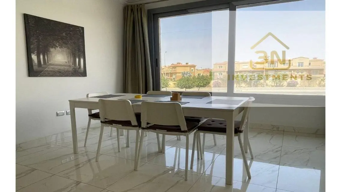 Unique Investment: Three-Room Apartment with Luxurious Features