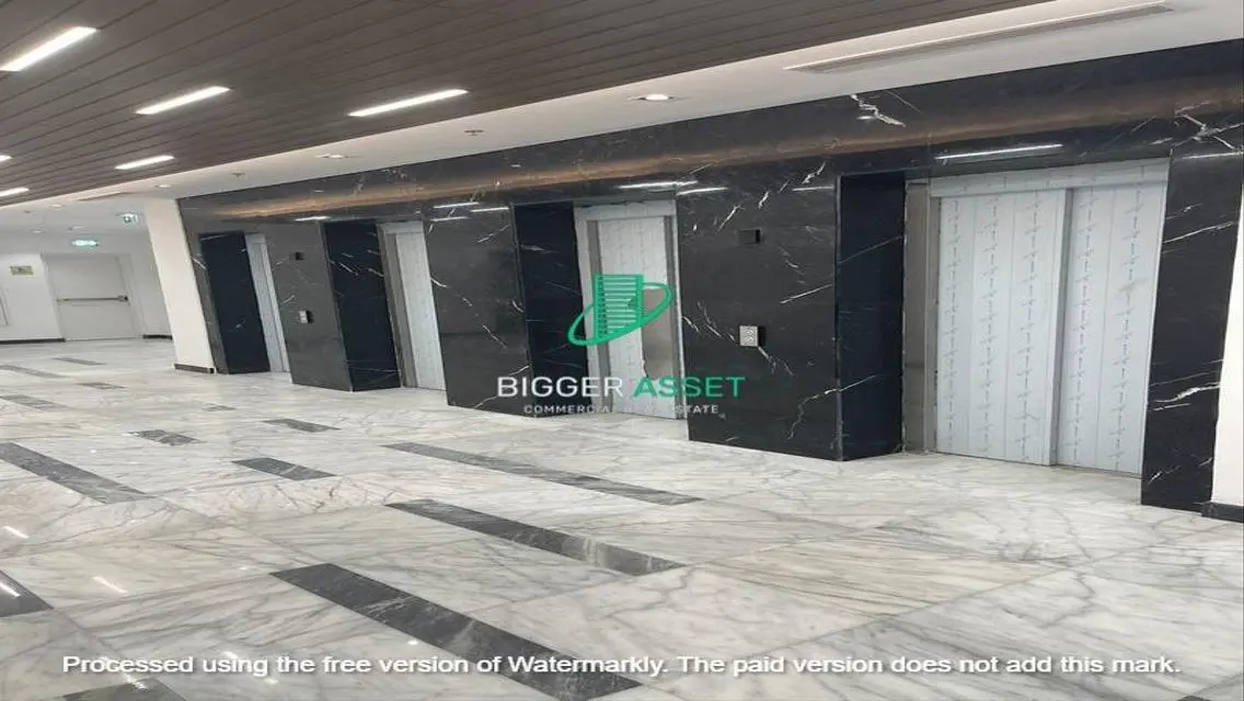 شقة رائعة بمساحة 2500 متر للإيجار