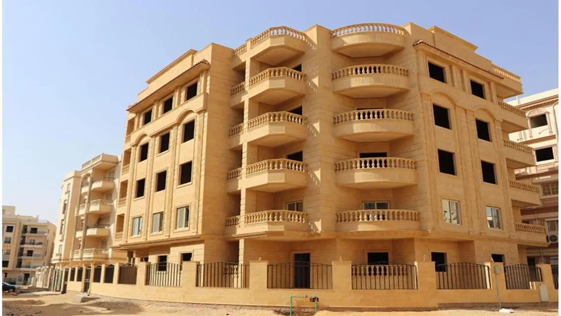 Luxury Apartment with Private Garden and Stunning Amenities