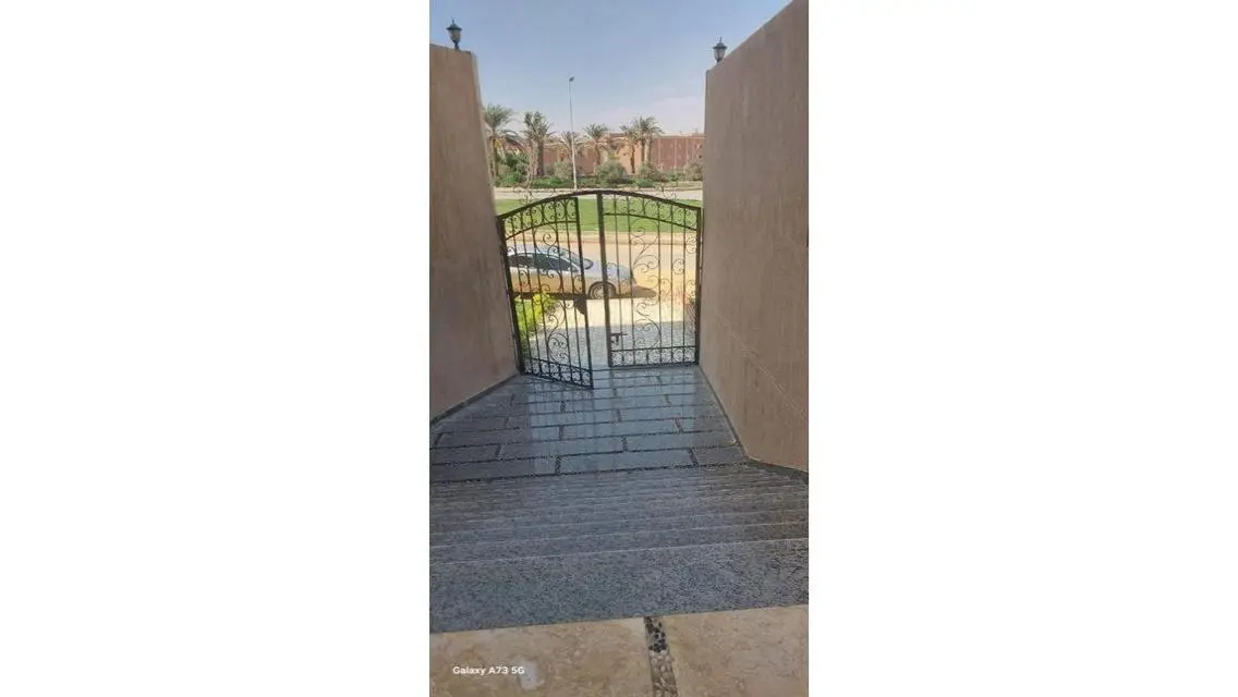 Luxury Apartment with Private Garden and Stunning Amenities