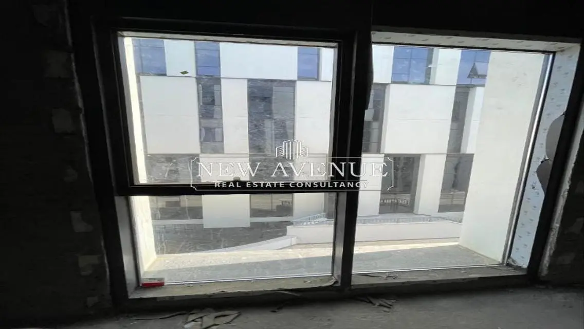 Office 65m | Rent | Hydepark | New Cairo