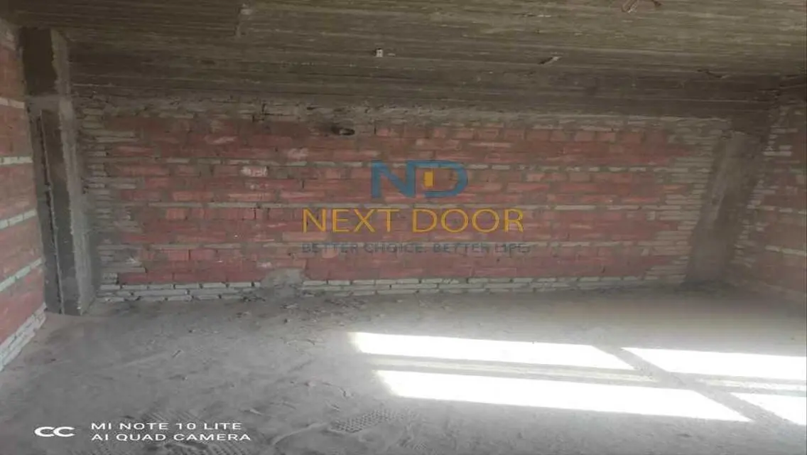 Apartment for sale at Sarai Compound under market