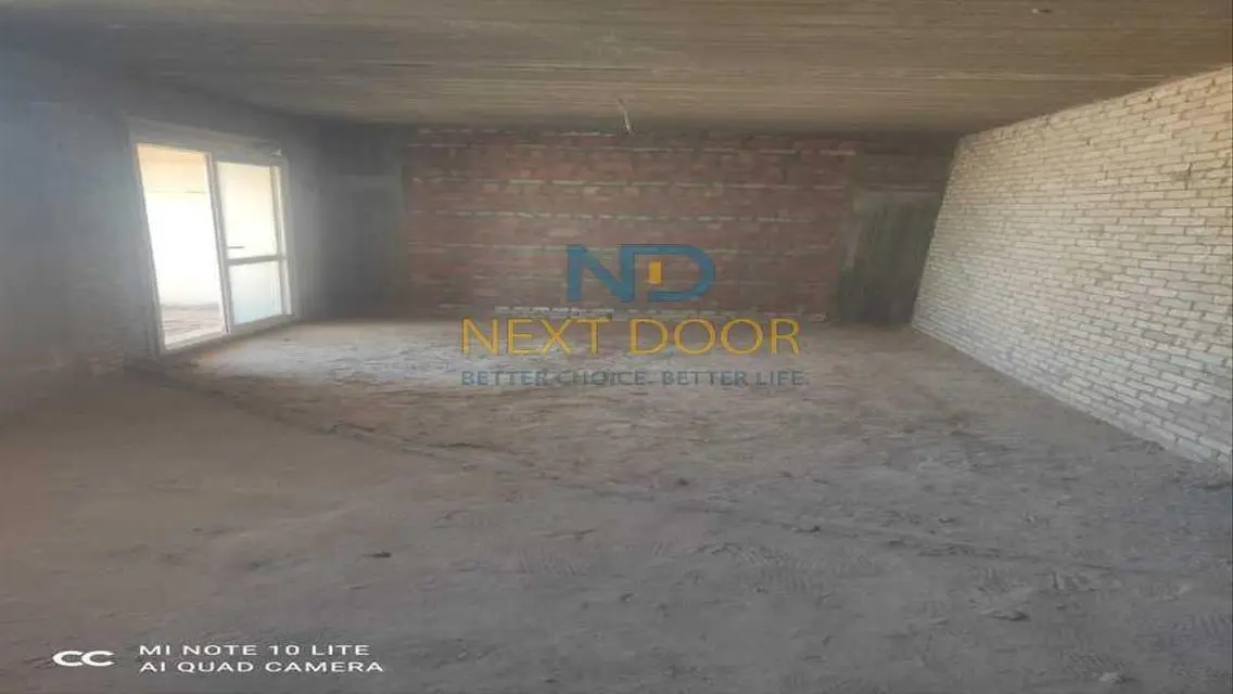 Apartment for sale at Sarai Compound under market