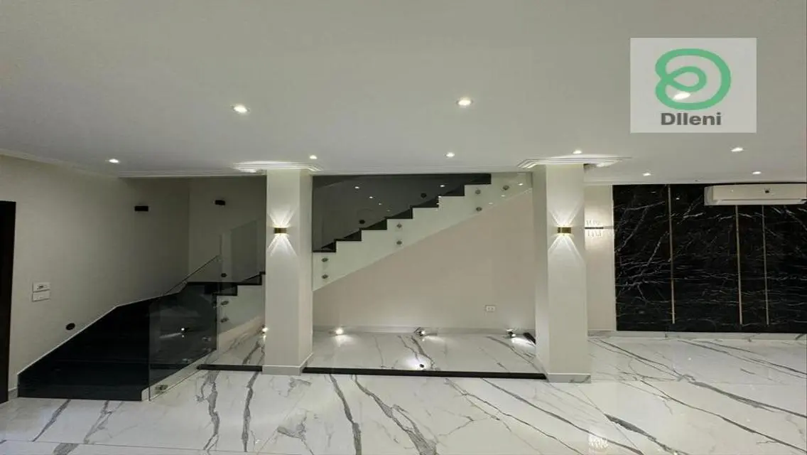 Luxury Villa for Rent with Lake View