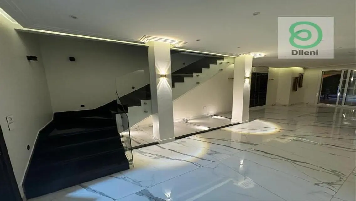 Luxury Villa for Rent with Lake View