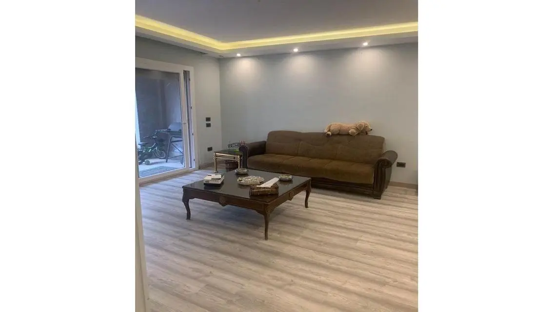 Luxurious Apartment with Private Garden and 186 sqm Space