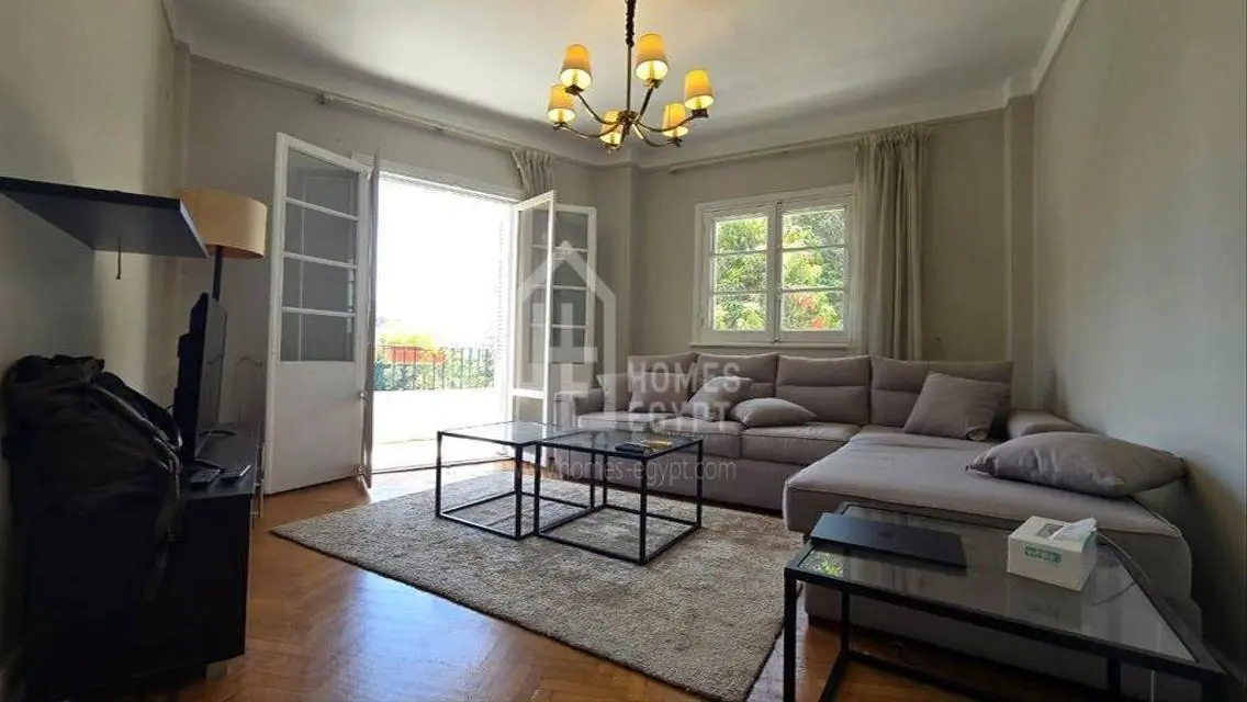 Cozy Apartment with Balcony Close to Marriott