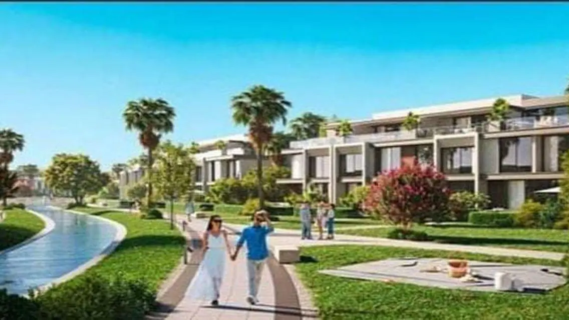 Finished apartment with open view of Palm Hills