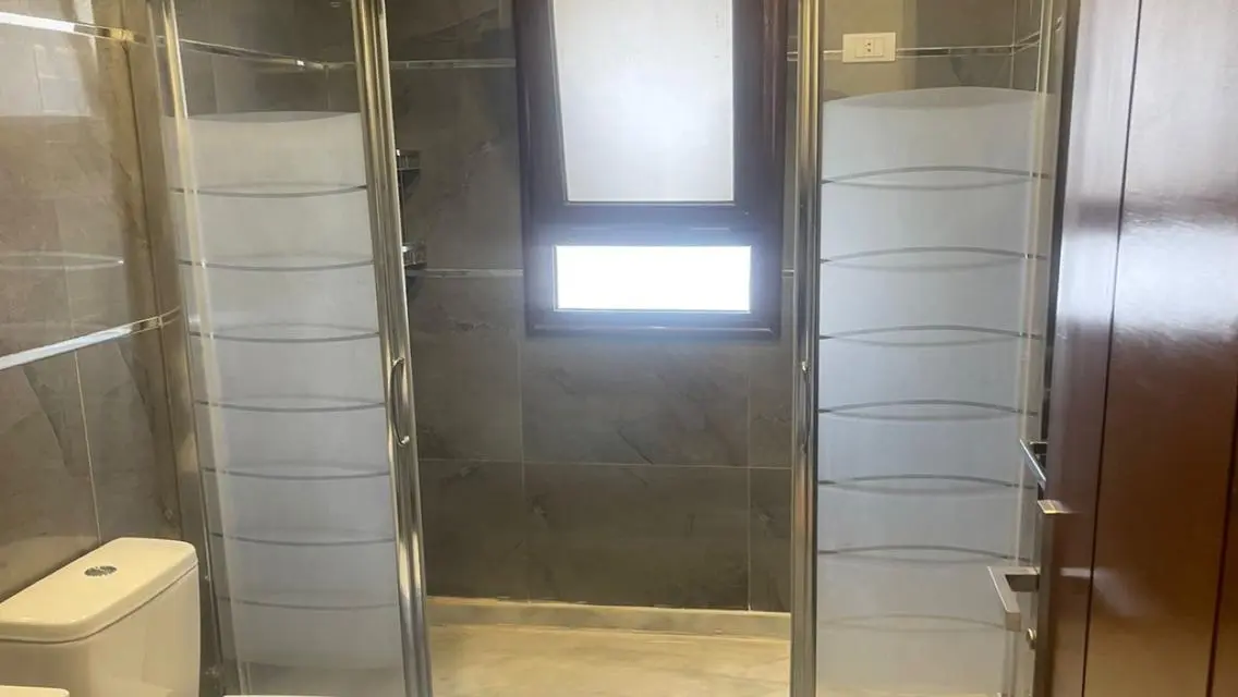 تاون هاوس اول سكن في ميڤيدا تشطيب المالك