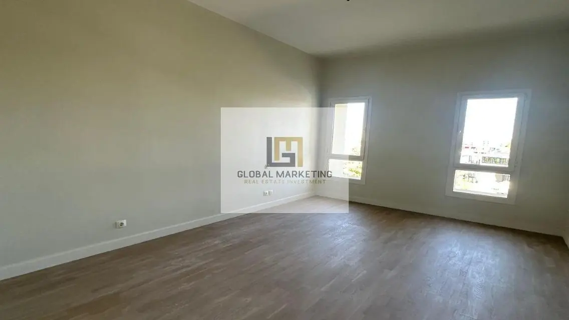 Open-View Apartment on Lake District in Mivida
