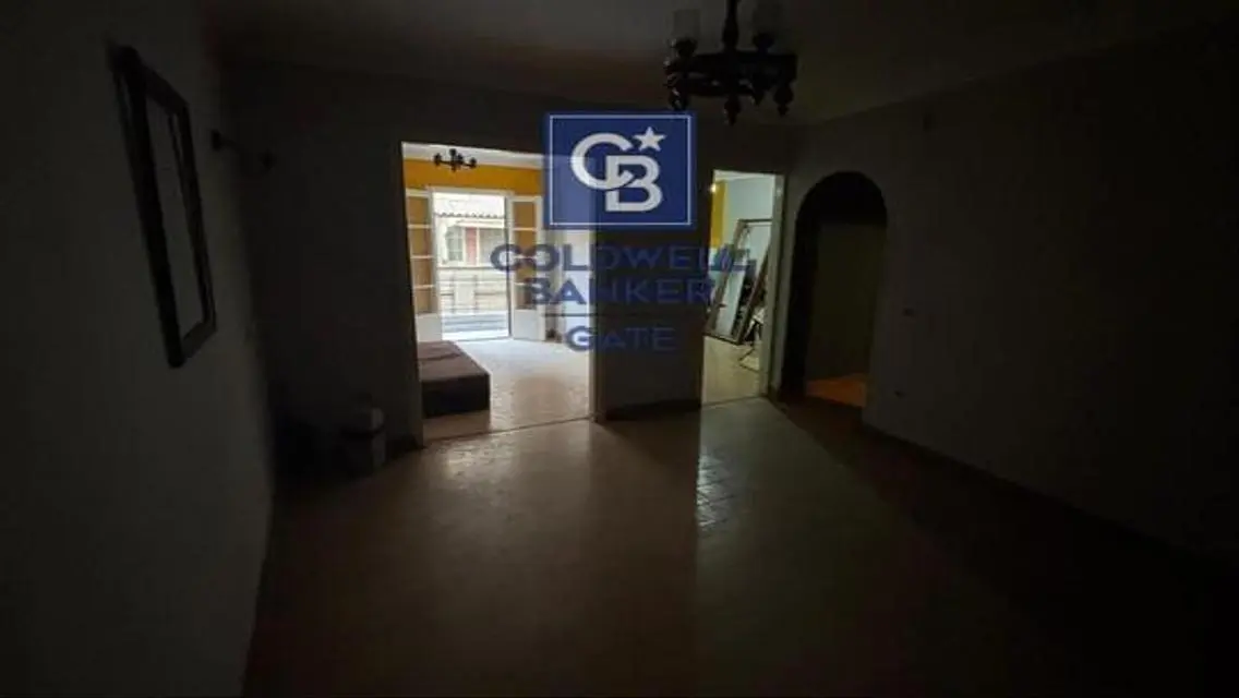 Luxury Apartment with Maid Room and Covered Parking