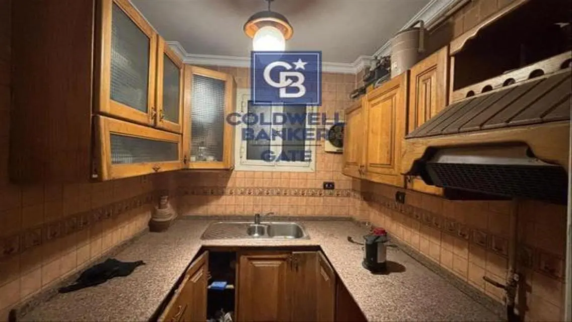 Luxury Apartment with Maid Room and Covered Parking