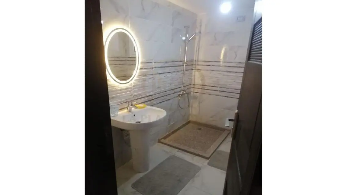 Modern Apartment in Aroma 38 with Stunning View