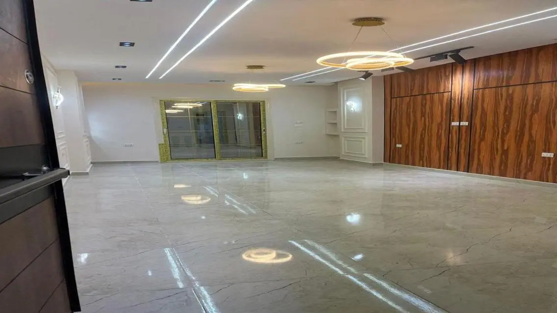Stunning 150 sqm Apartment with Beautiful Balcony