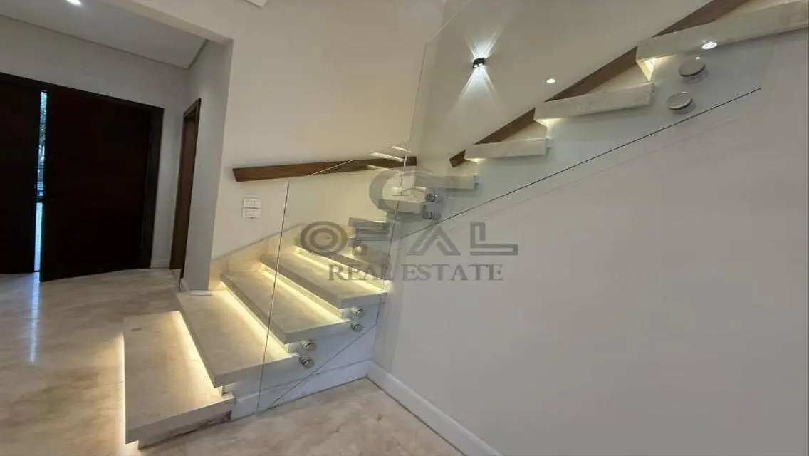 تاون هاوس (اول سكن) 4 غرف+ناني (مطبخ+تكيفات+سخانات