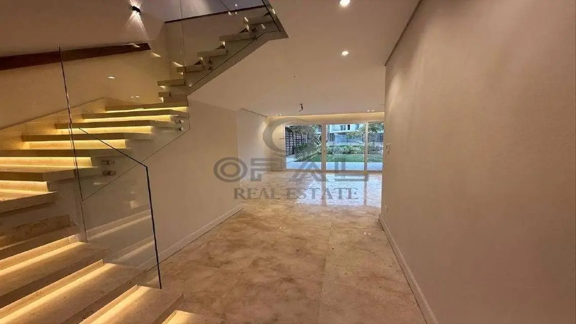 تاون هاوس (اول سكن) 4 غرف+ناني (مطبخ+تكيفات+سخانات
