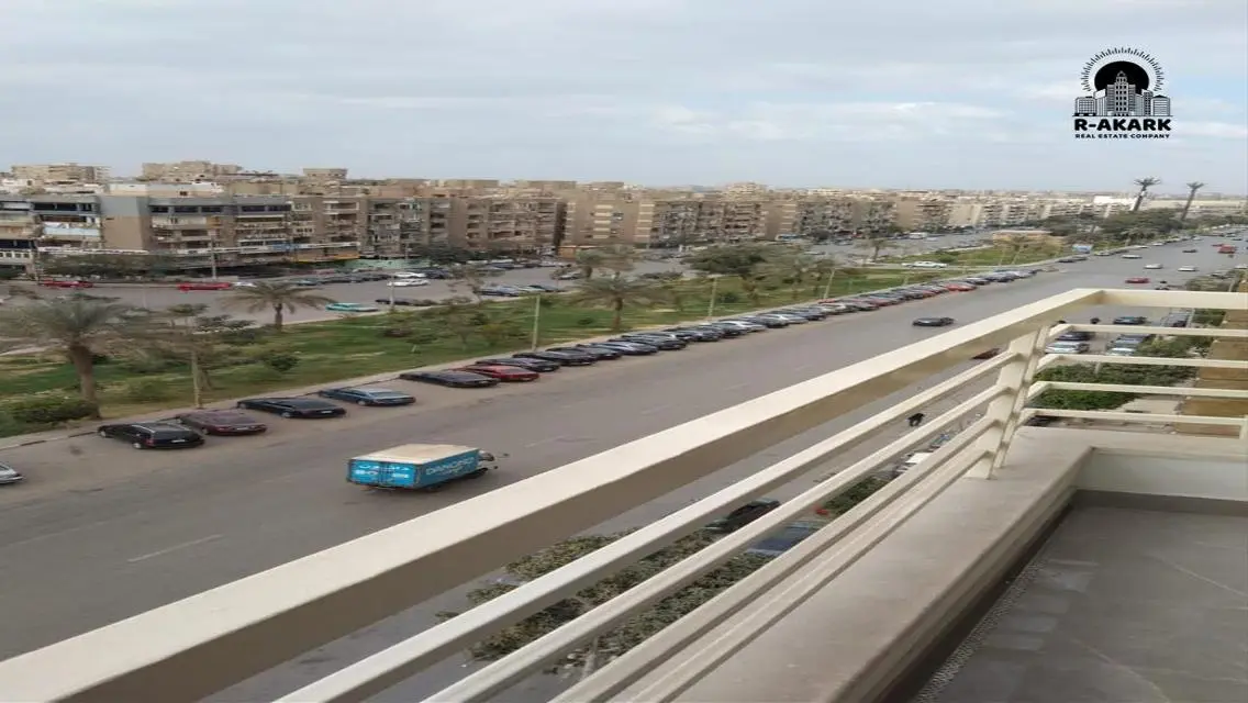 شقة للايجار في مساكن شيراتون 190 متر أول سكن