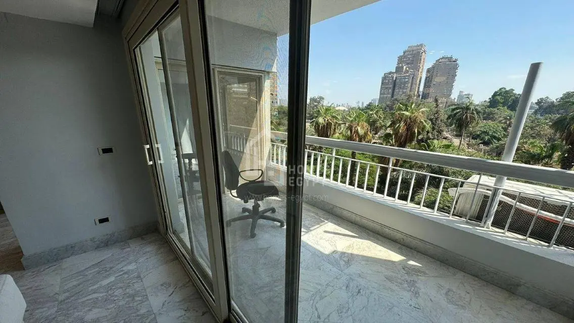 Spacious Elegent 4Bedrooms Apartment South Zamalek