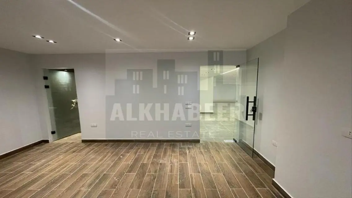 شقة فاخرة للإيجار في مدينة حديثة