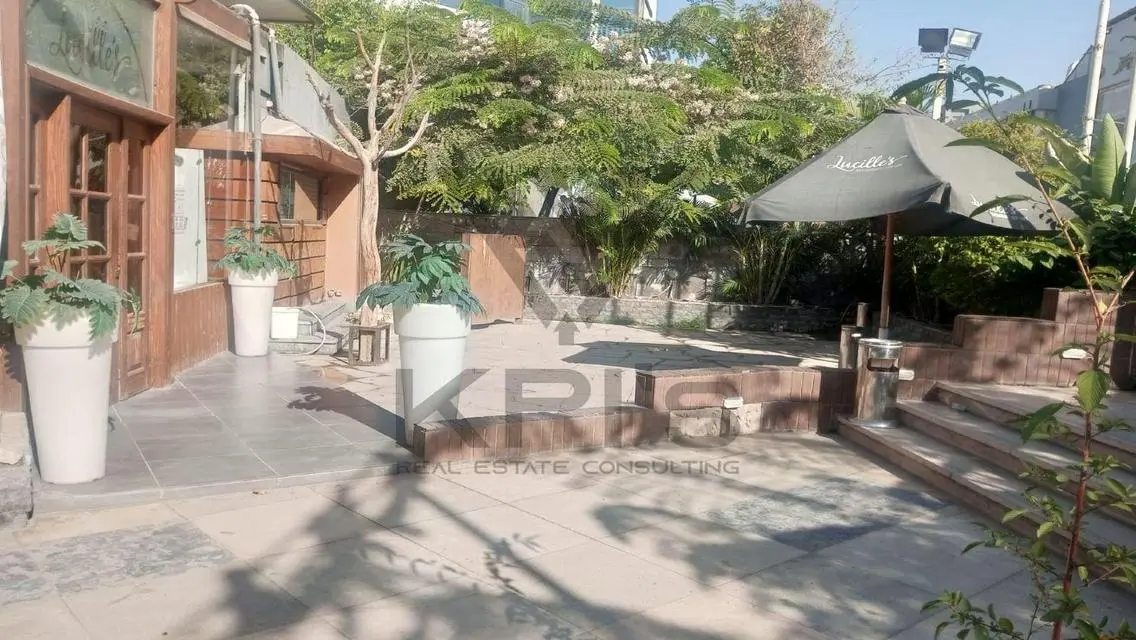 Shop for rent finished 240M Indoor+Outdoor 5th SET