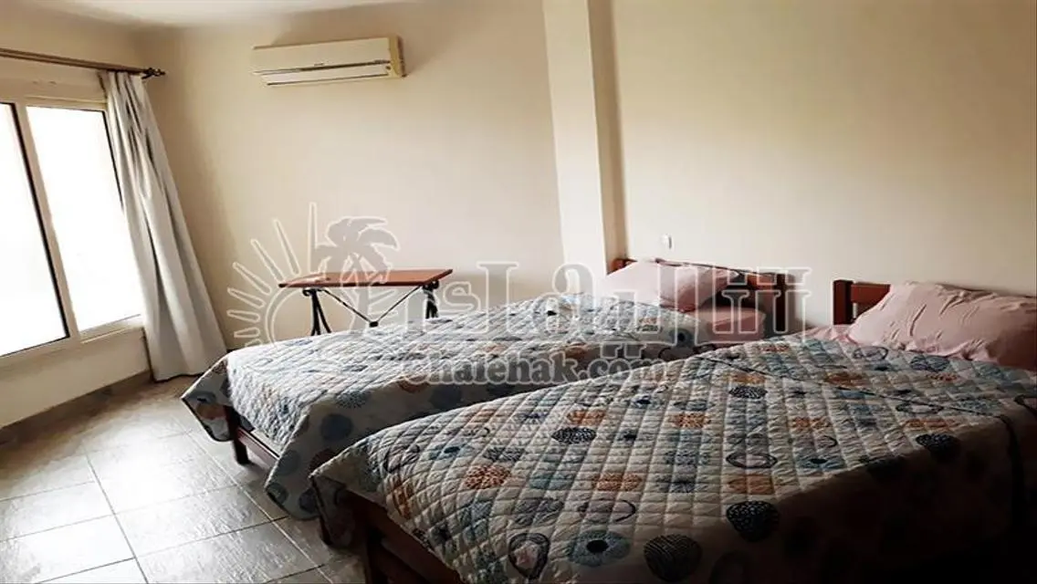 Luxury Apartment with Private Garden and Lake View