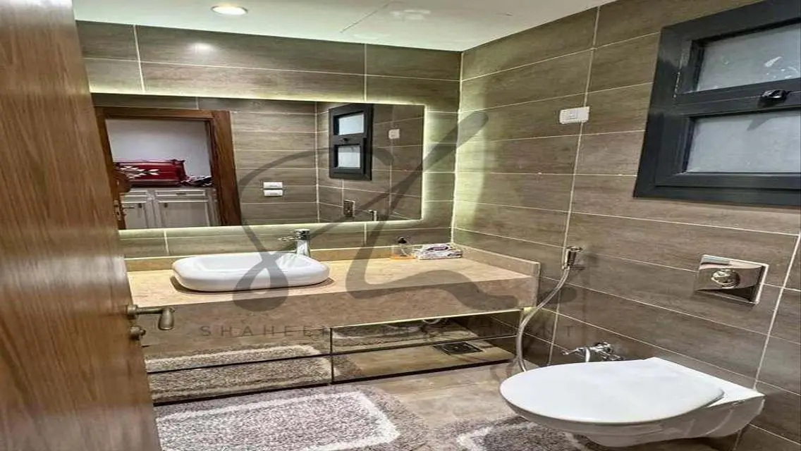 Stunning Trio Villa in Lake Garden