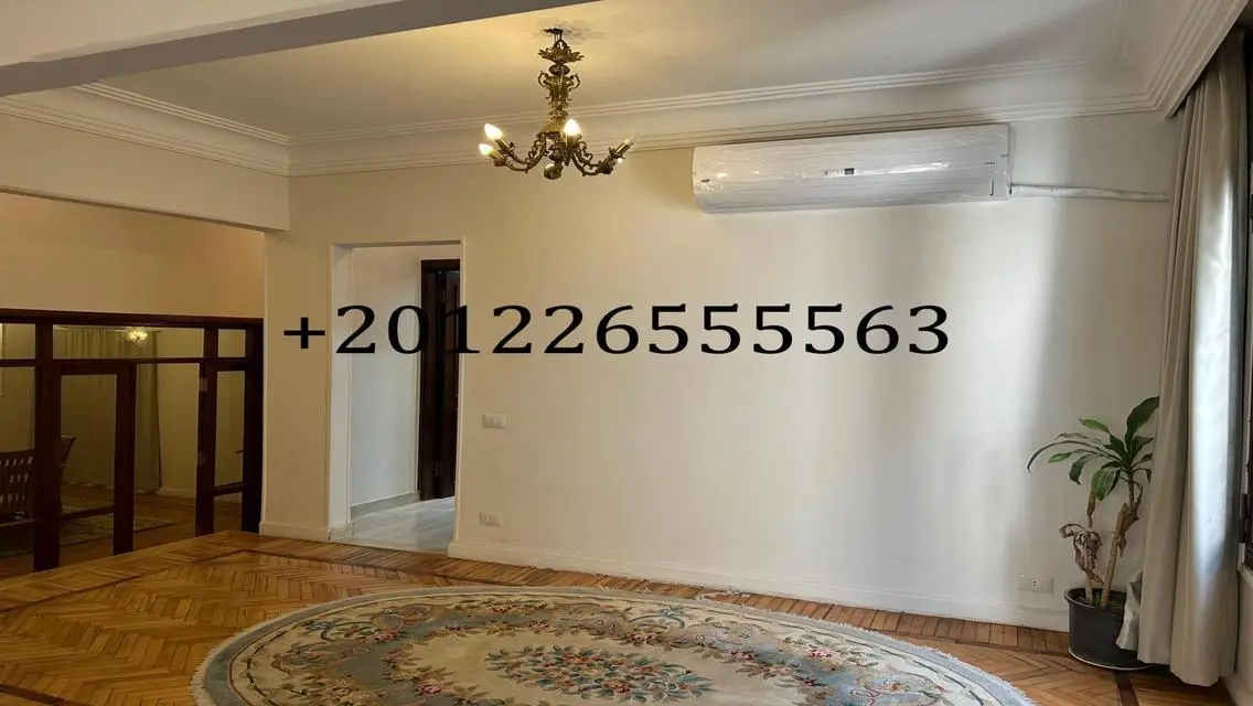 Luxury Apartment Overlooking Lakes and Main Landmark in Prime Location
