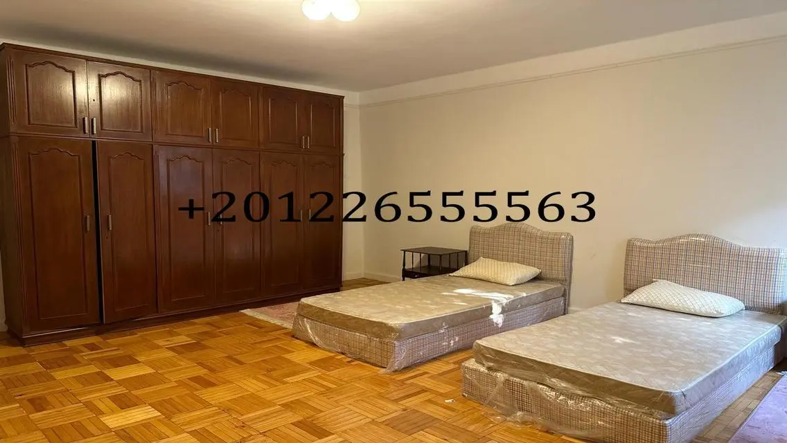 Luxury Apartment Overlooking Lakes and Main Landmark in Prime Location