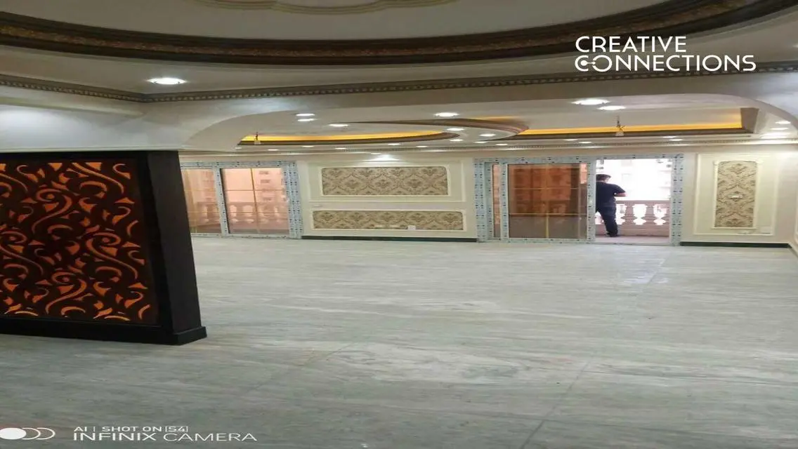 شقة لقطه للبيع بعمارات الشرطة اخر شارع الطيران