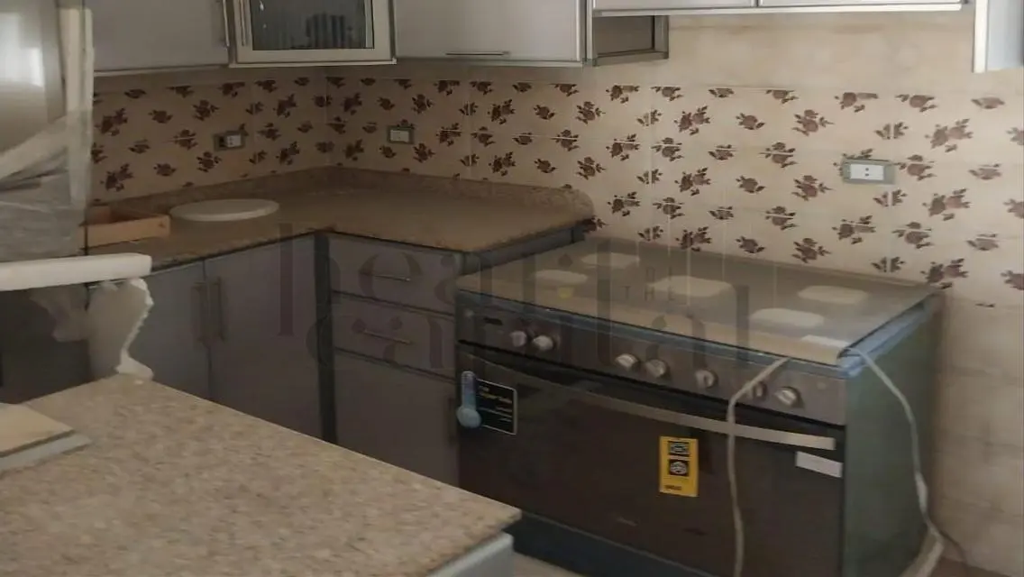 شقة فاخرة للبيع بتصميم عصري