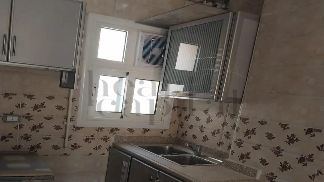 شقة فاخرة للبيع بتصميم عصري