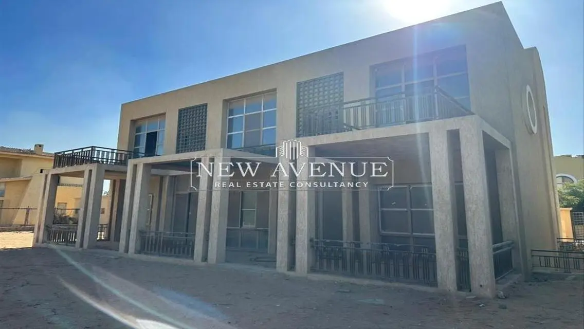 Luxury Apartment with 500 sqm and Private Garden in Prime Area