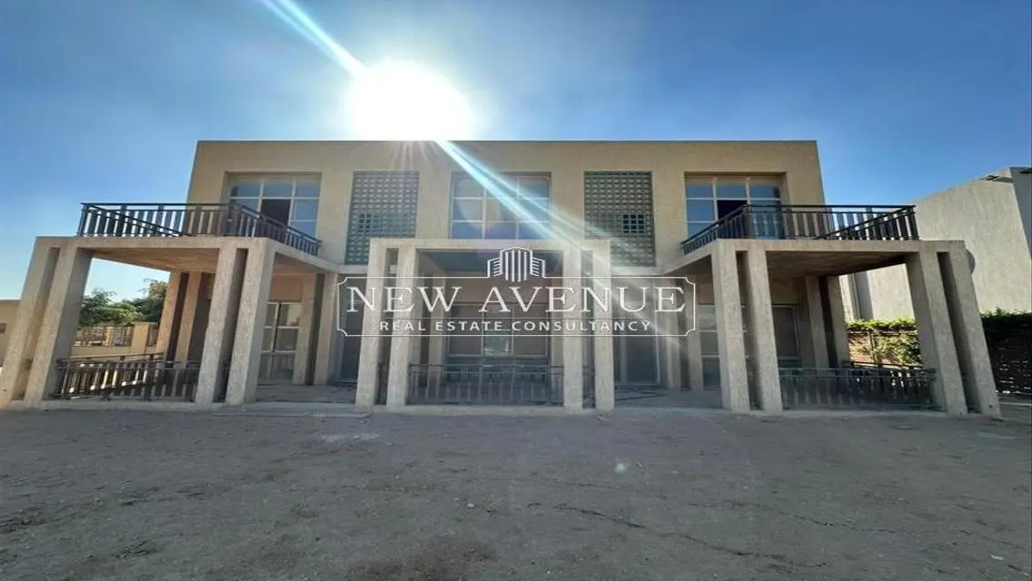 Luxury Apartment with 500 sqm and Private Garden in Prime Area
