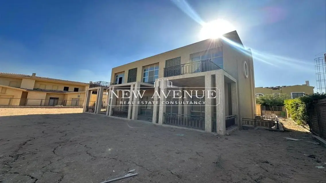 Luxury Apartment with 500 sqm and Private Garden in Prime Area