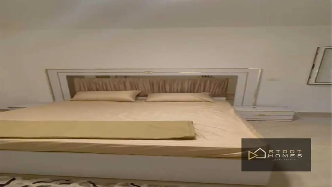 بتجهيز راقى شقة مفروش للايجار فى مدينتى 140م