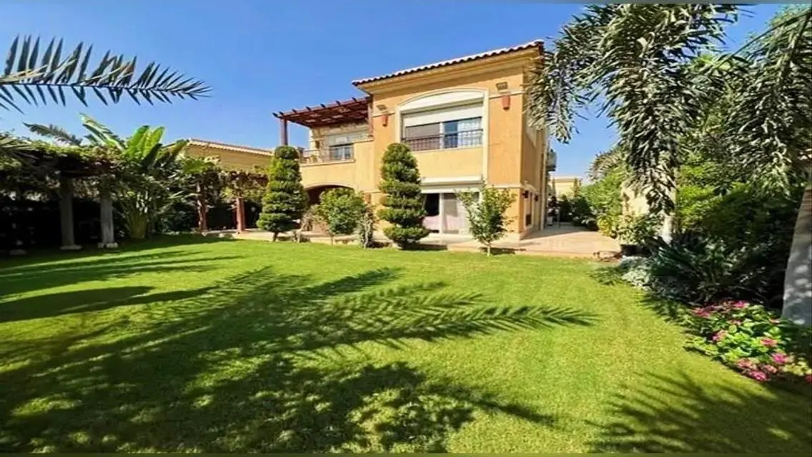 Luxury Villa for Sale with Numerous Amenities