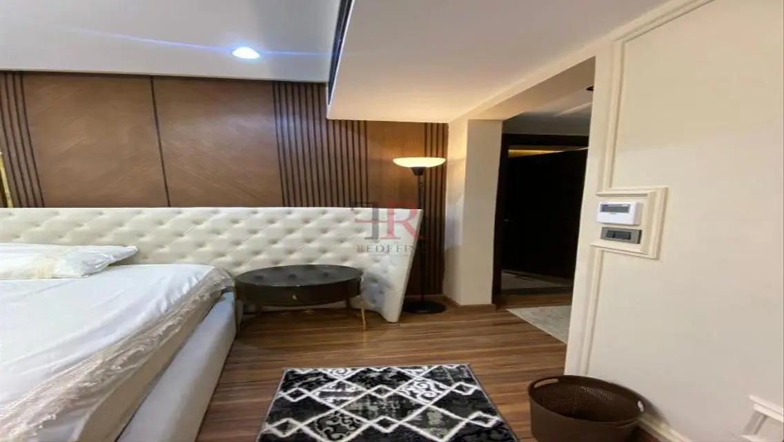Modern Furnished Apartment With Pool View At Azad