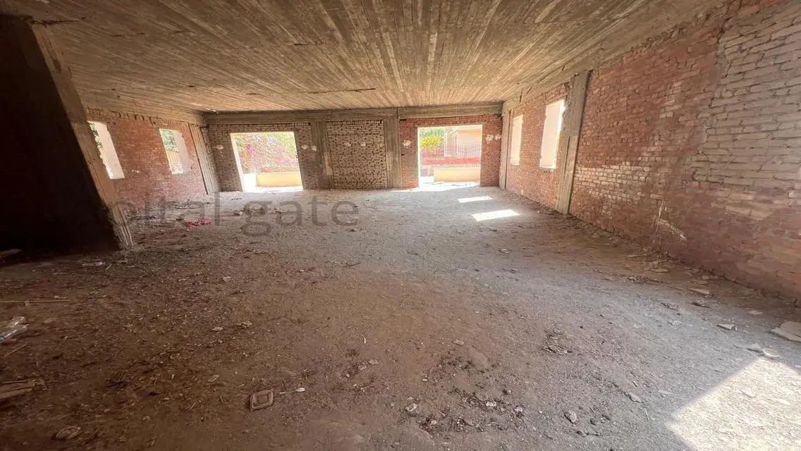 Standalone villa with best price &amp; location_ Maxim