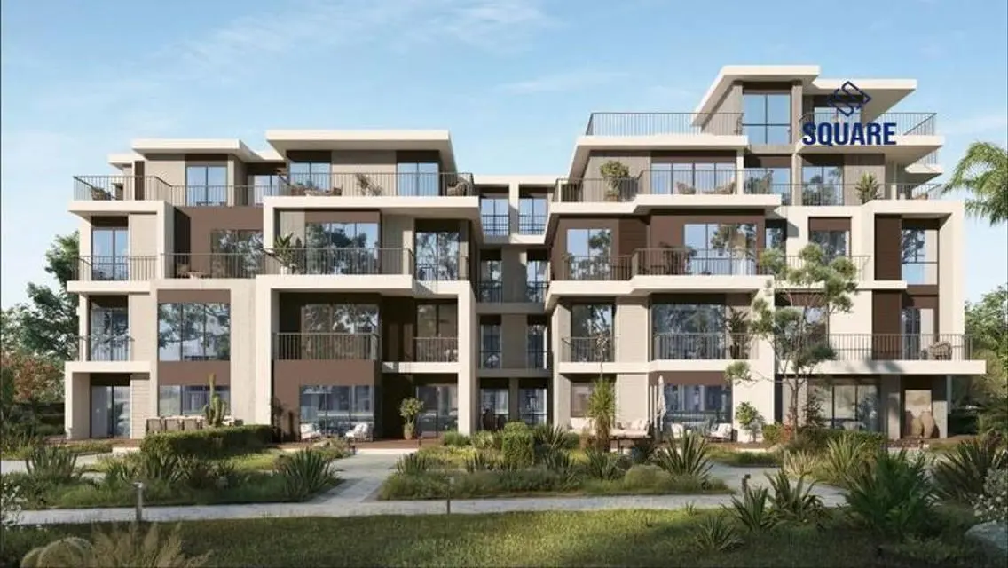 Luxury 4-Bedroom Apartment in Solana